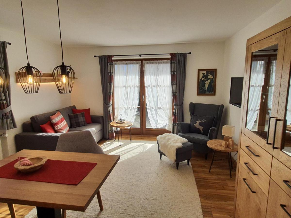 Haus Kirchplatz Lejlighed Reit im Winkl Eksteriør billede